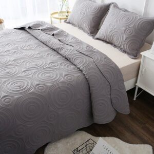 Bedspread / Quilt